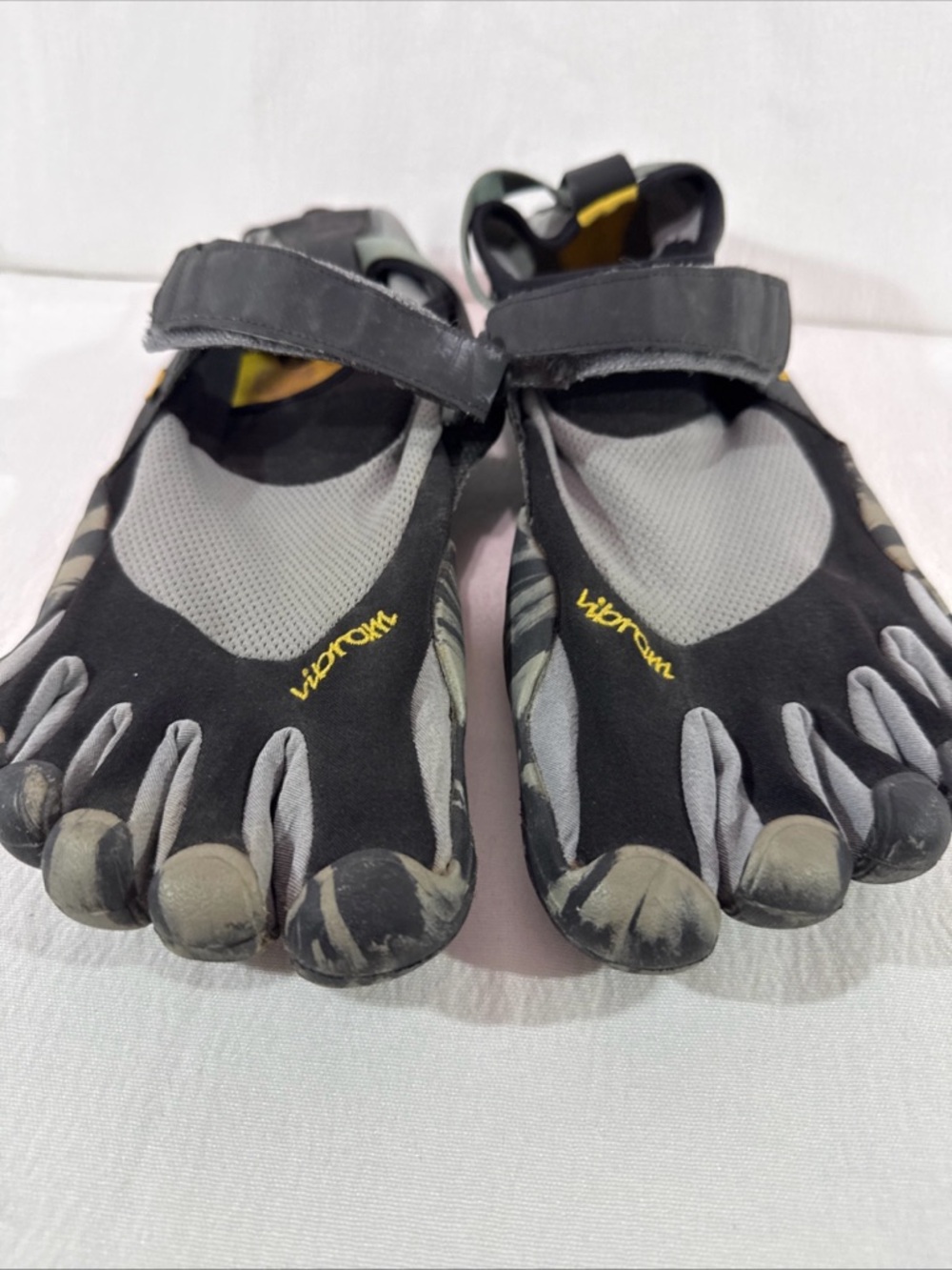 Vibram Five Fingers Barefoot Shoes - Mens EU  45 - Black Gray Outdoor Run M1485 - Picture 3 of 11